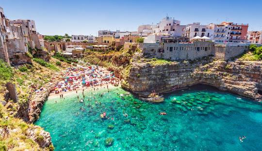 Exploring Puglia: Top Destinations to Visit During Your Luxurious Stay