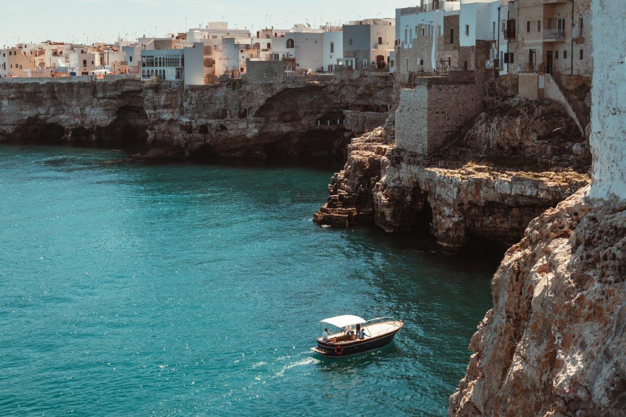 🌊 Welcome to Polignano a Mare – Your Dream Holiday & Investment Destination! 🌊